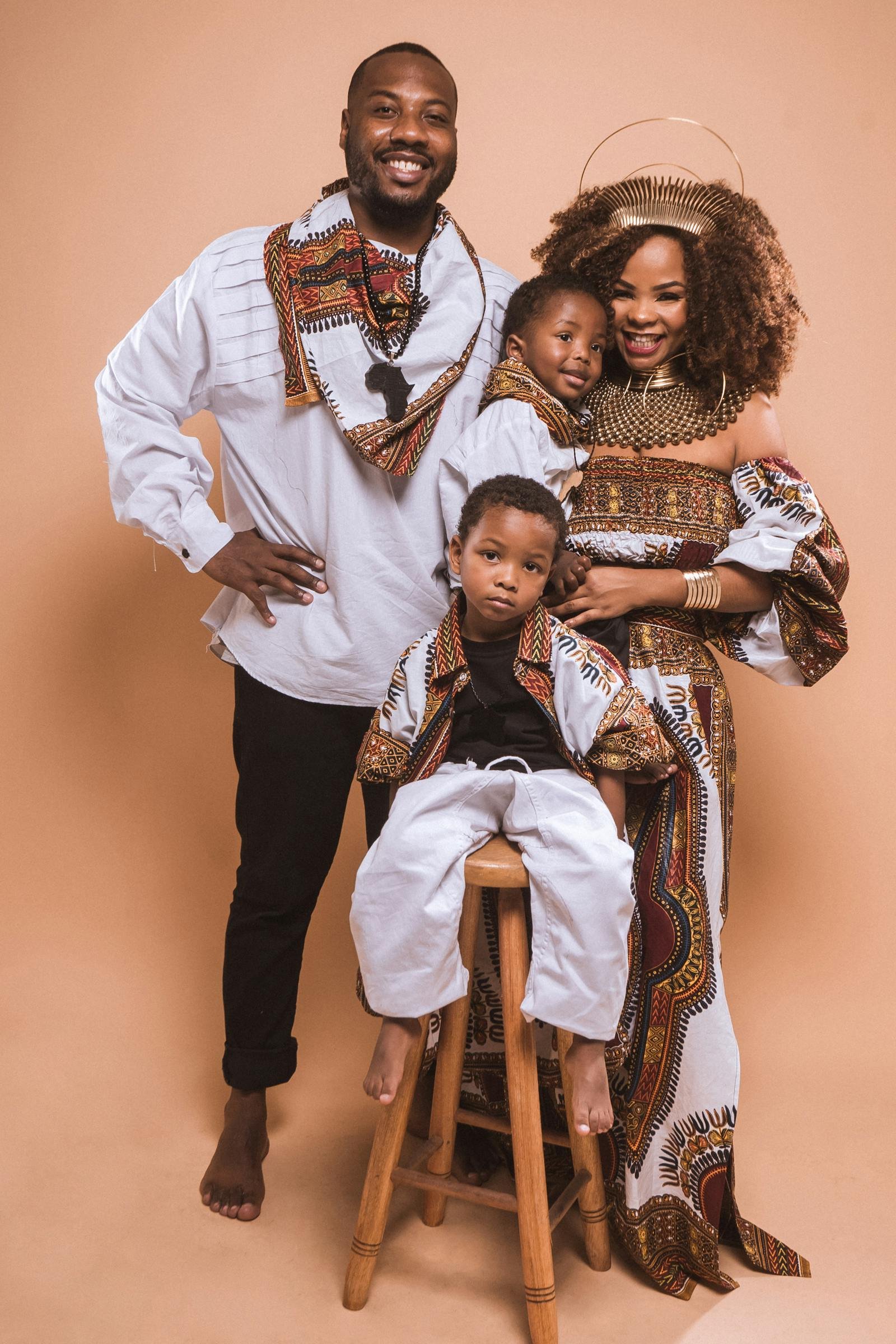 Famille camerounaise lors d'une cérémonie officielle à Yaoundé